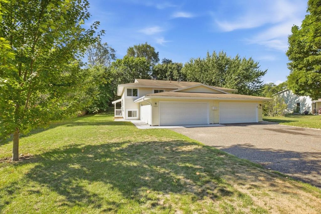 7337 122nd Avenue N, Champlin