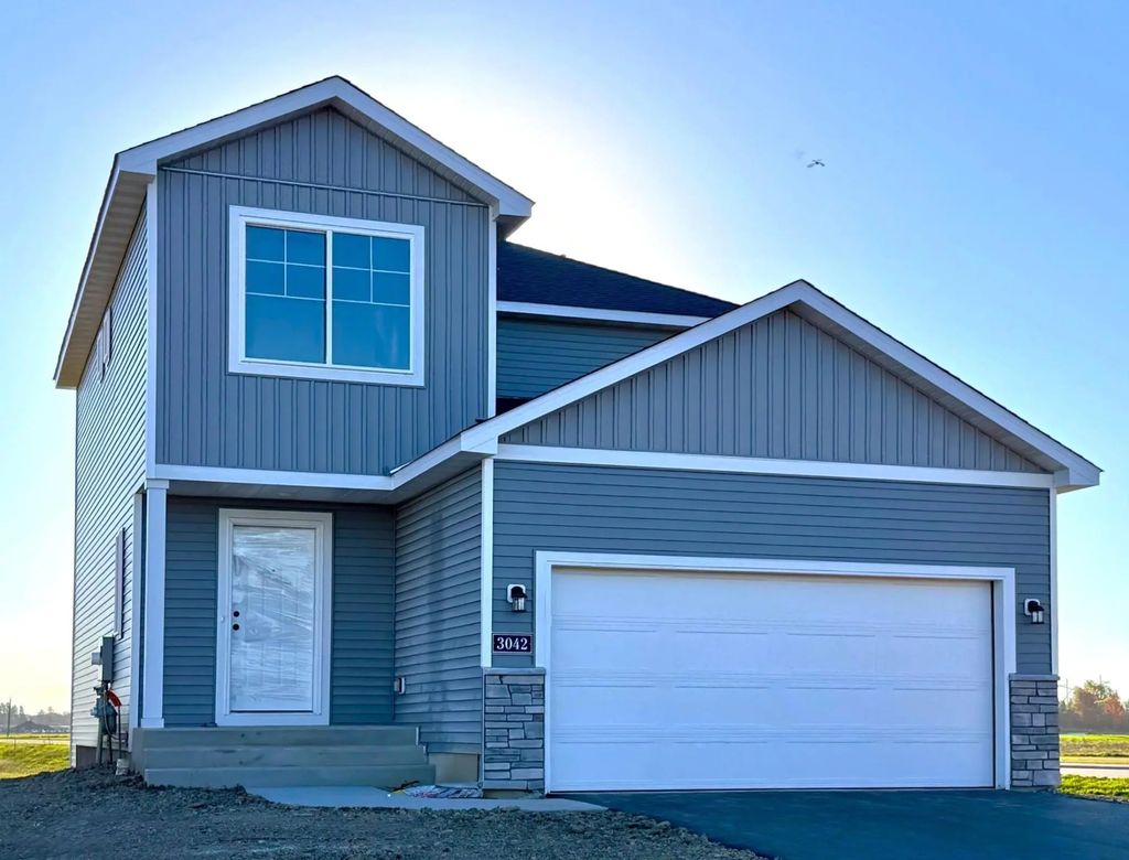 3042 Jandura Avenue Ne, Saint Michael