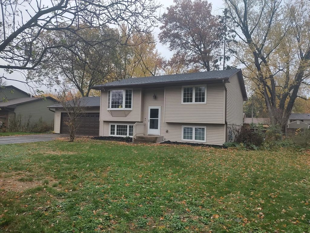 1800 Webber Street, White Bear Lake