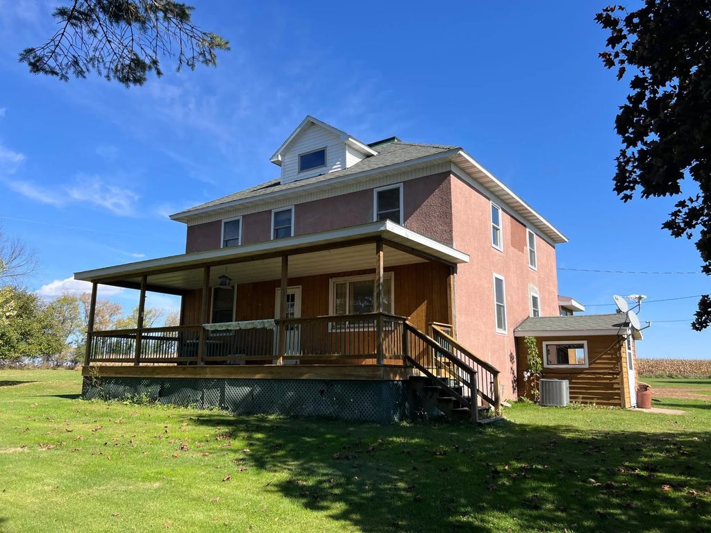 1069 2nd Street, Turtle Lake