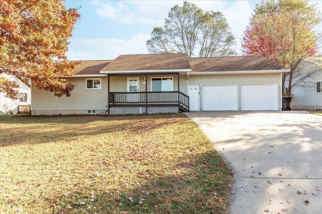 2222 3rd Street W, Menomonie