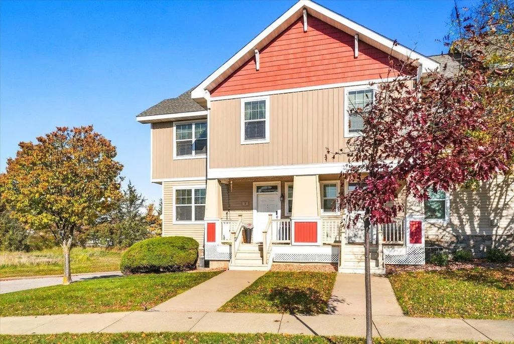 2 Heritage Boulevard, Hudson