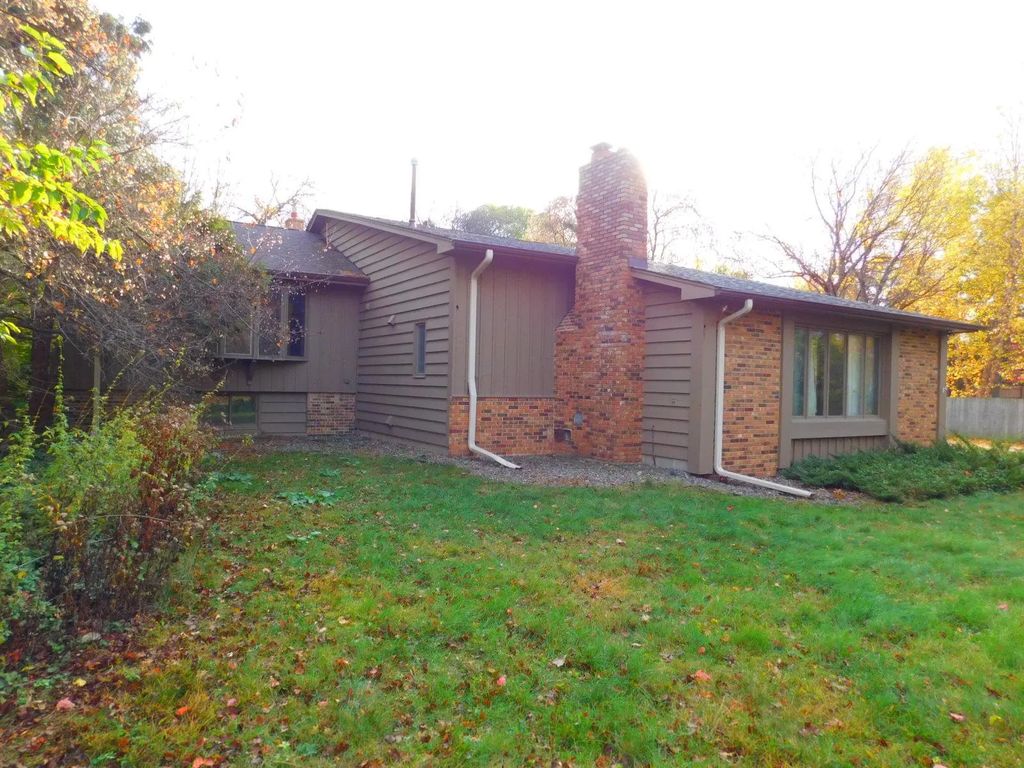 4350 Hamline Avenue N, Arden Hills