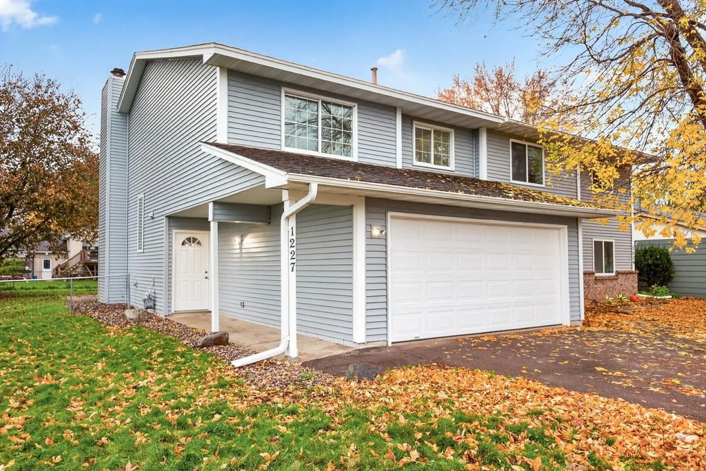 1227 Polk Street S, Shakopee