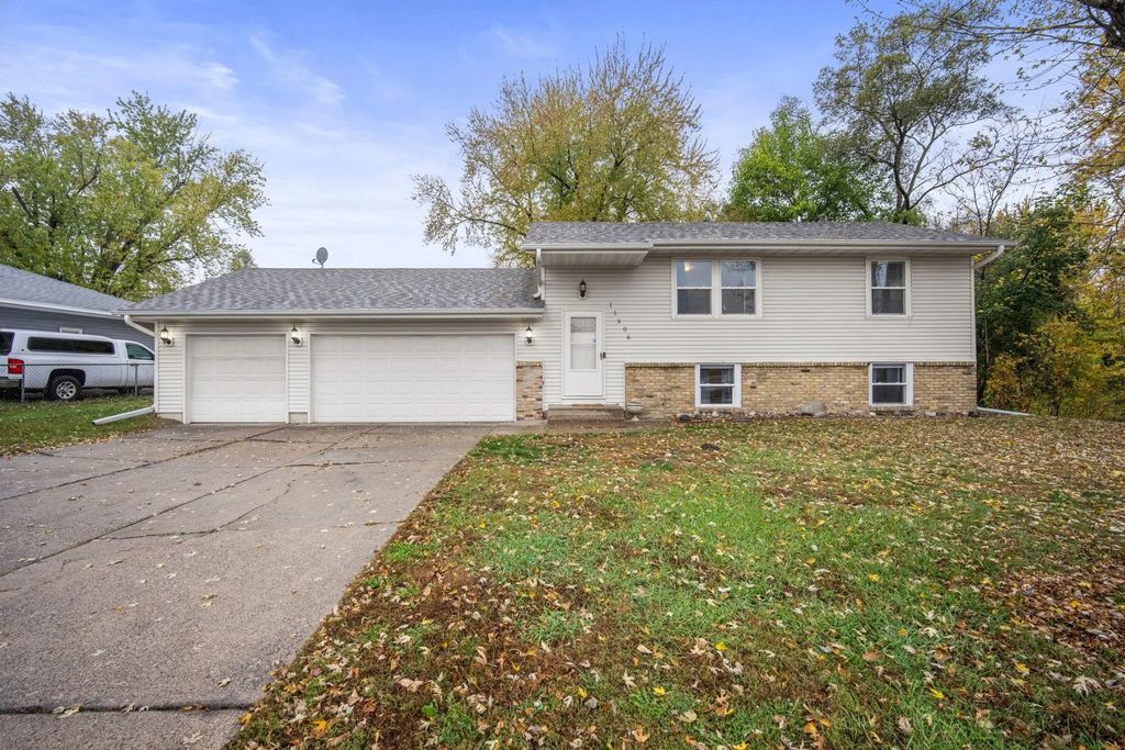 11308 Jefferson Street Ne, Blaine