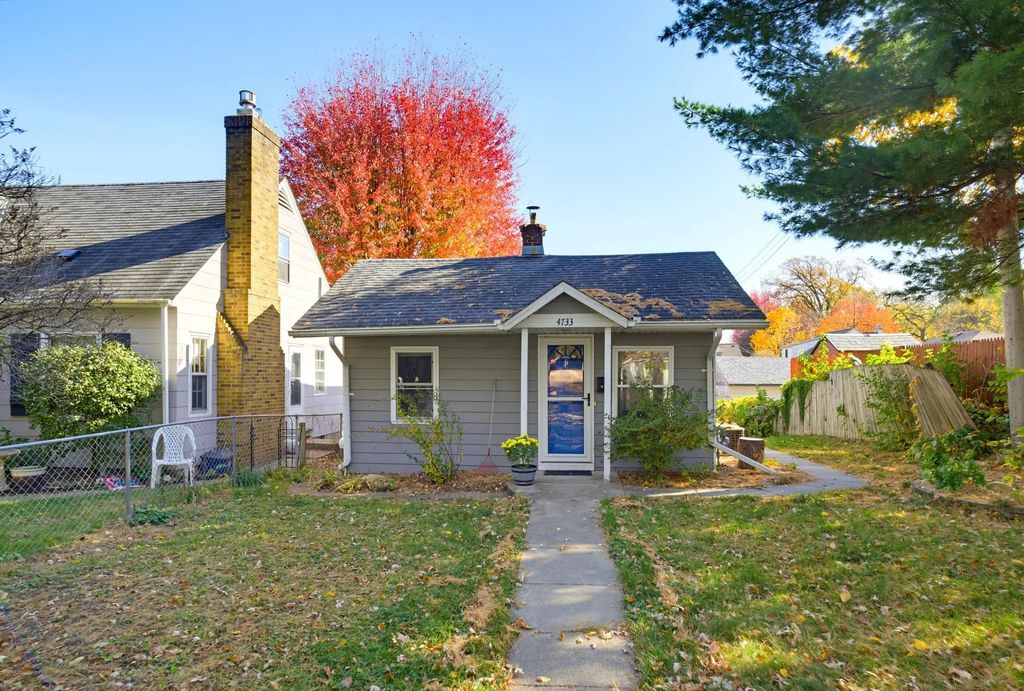4733 36th Avenue S, Minneapolis