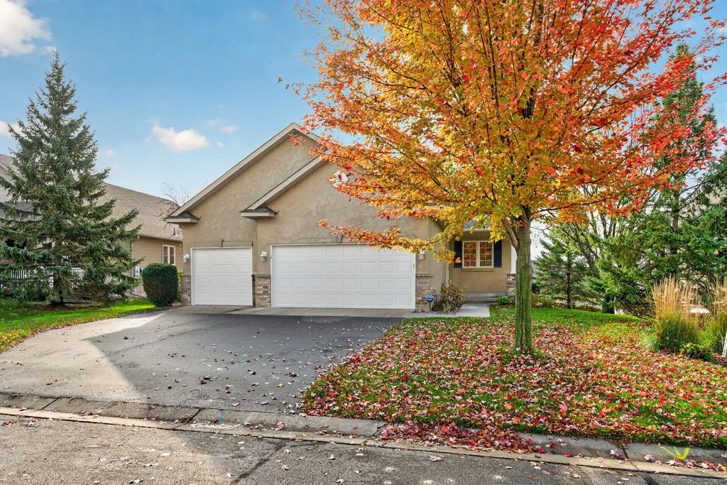 9318 191st Street W, Lakeville