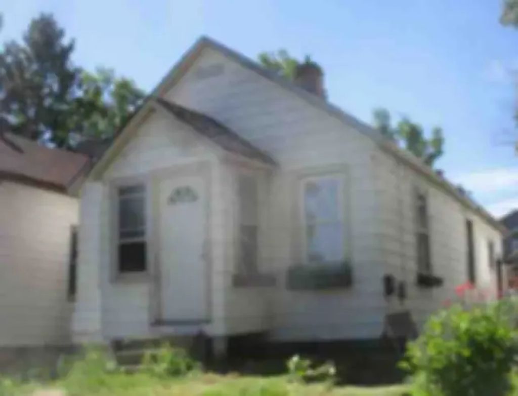 217 2nd Street Nw, Chisholm