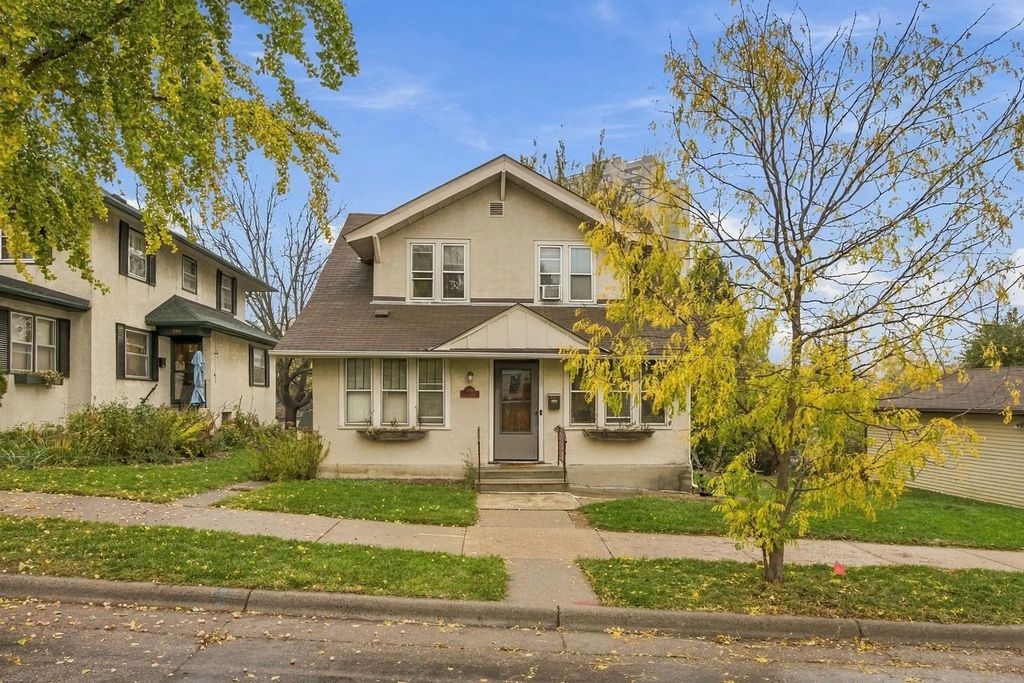 990 Jameson Street, Saint Paul