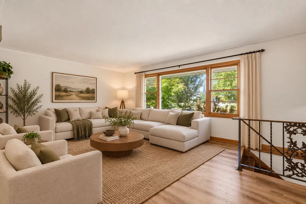 1300 Lakeview Avenue, Mendota Heights
