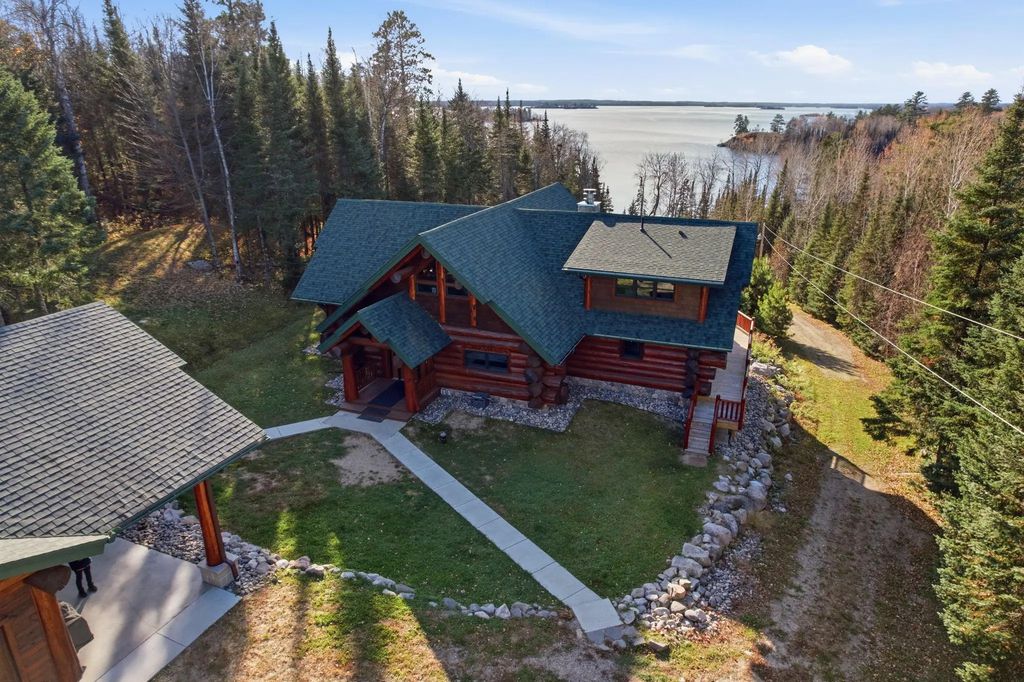 4895 Ambassador Point Court, Orr
