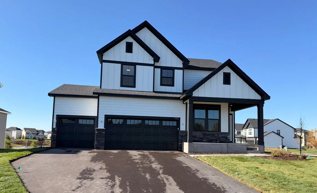11121 Archer Lane N, Dayton