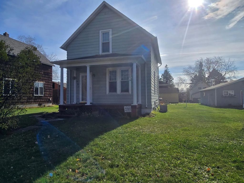 513 W 3rd Avenue, Keewatin