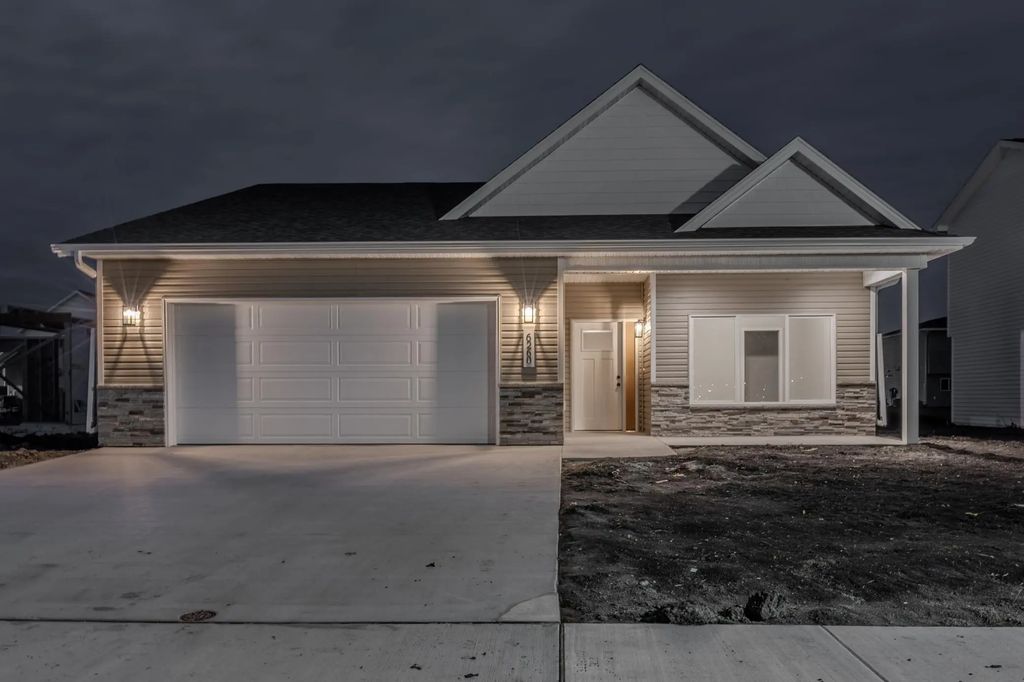 6813 Deer Creek Loop, Horace