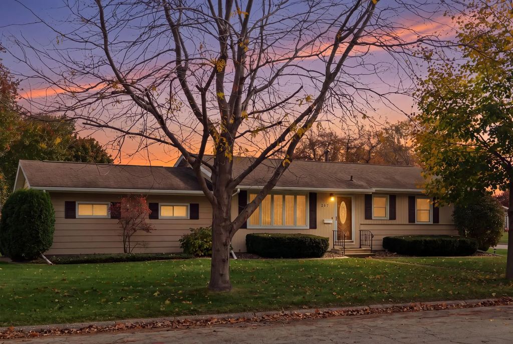 217 S Maple Street, La Crescent