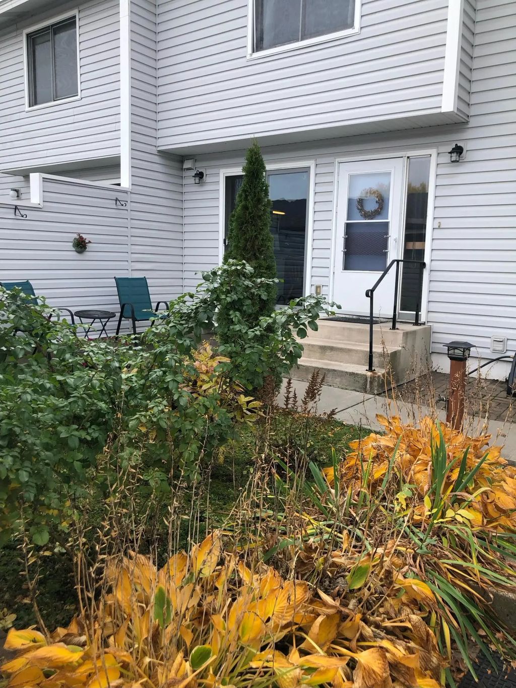 2230 Tower Court, Woodbury