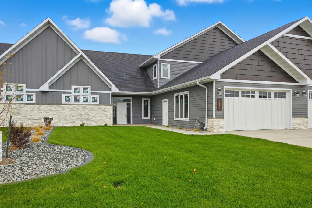 5764 31st Street S, Fargo