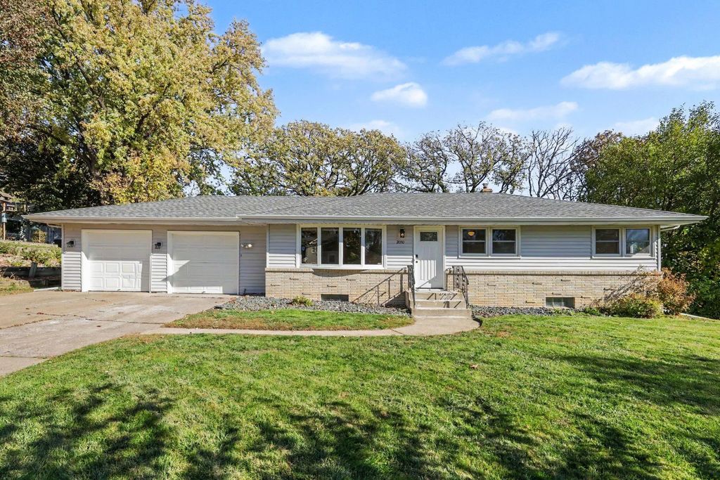 2050 Farrington Street, Roseville