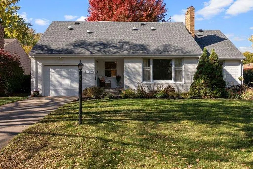 4529 Beard Avenue N, Robbinsdale