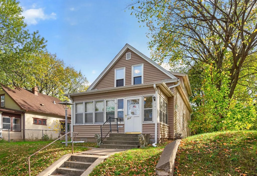864 Case Avenue, Saint Paul