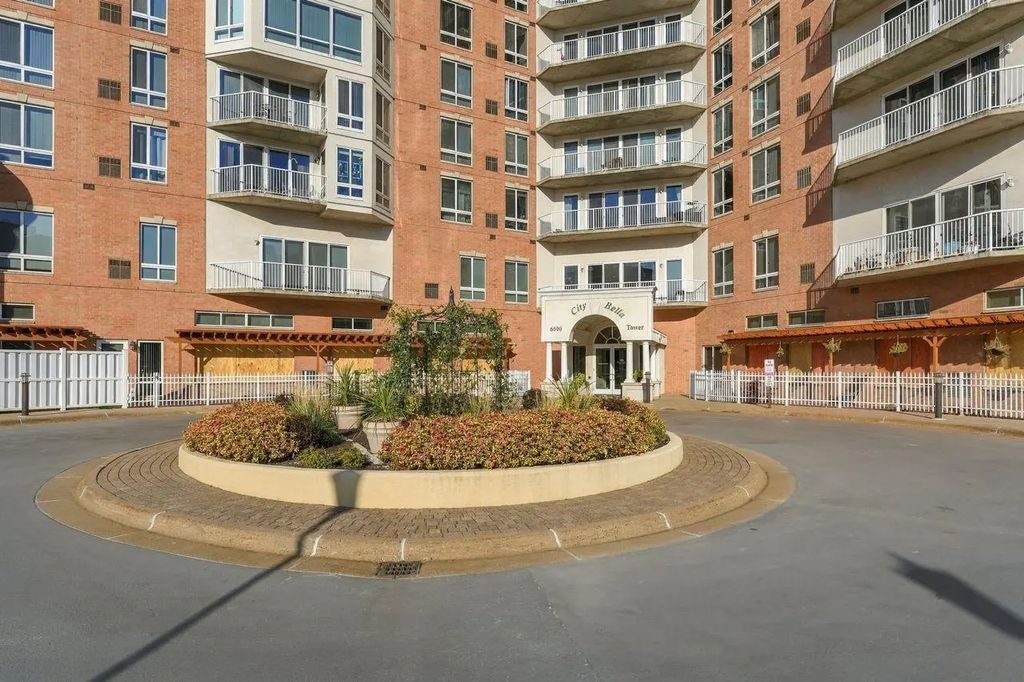 6600 Lyndale Avenue S 308, Richfield