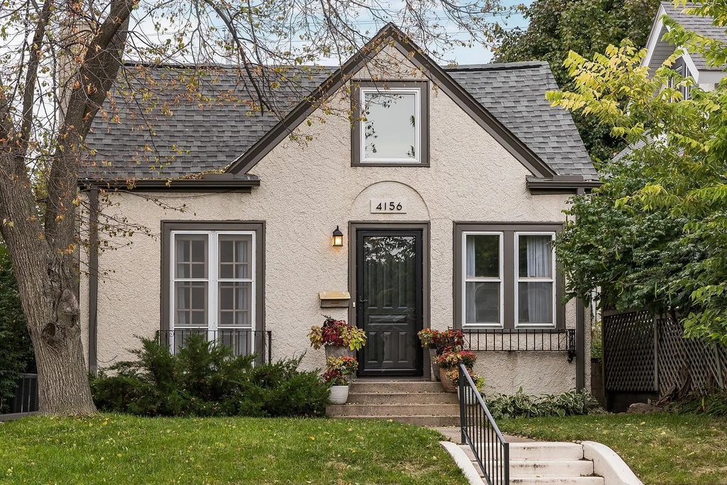 4156 11th Avenue S, Minneapolis