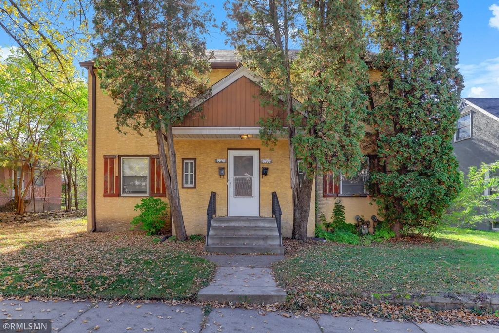 1498 Reaney Avenue E, Saint Paul