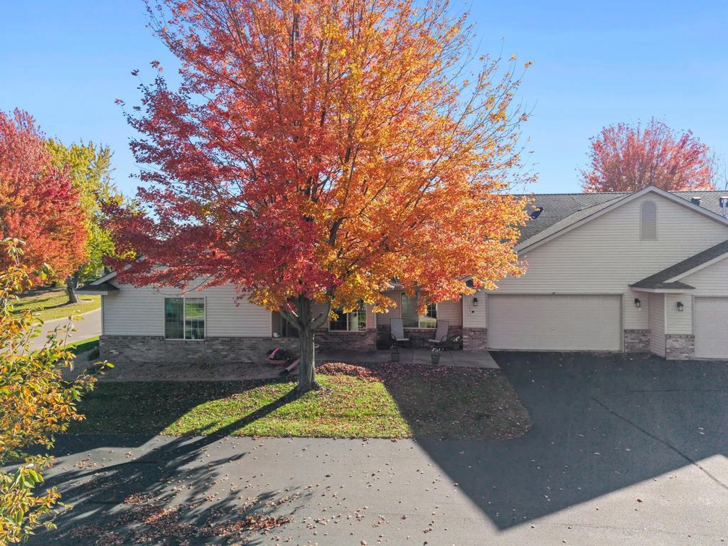 12531 Marion Court, Rogers