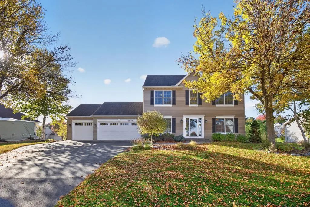 8690 W 176th Street W, Lakeville