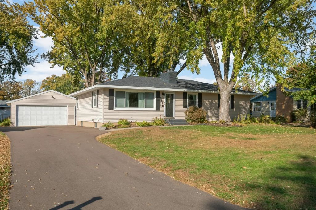4815 Sharon Lane, White Bear Lake