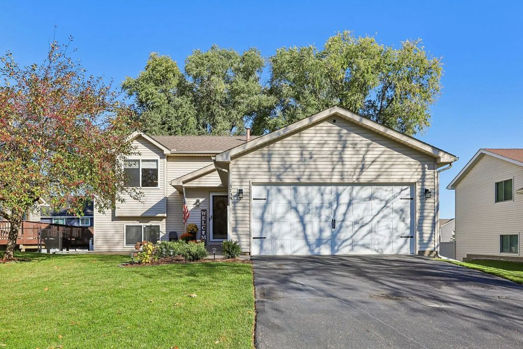 5739 180th Street W, Farmington