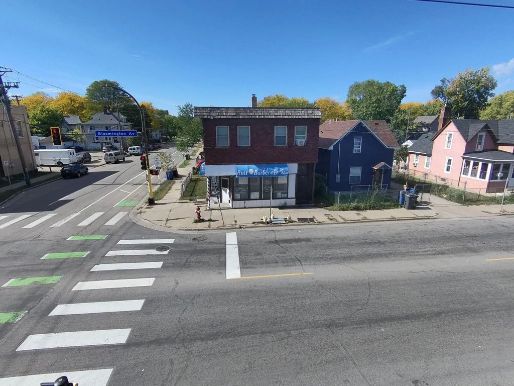 2550 Bloomington Avenue, Minneapolis