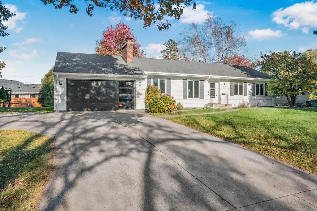 5024 Benton Avenue, Edina