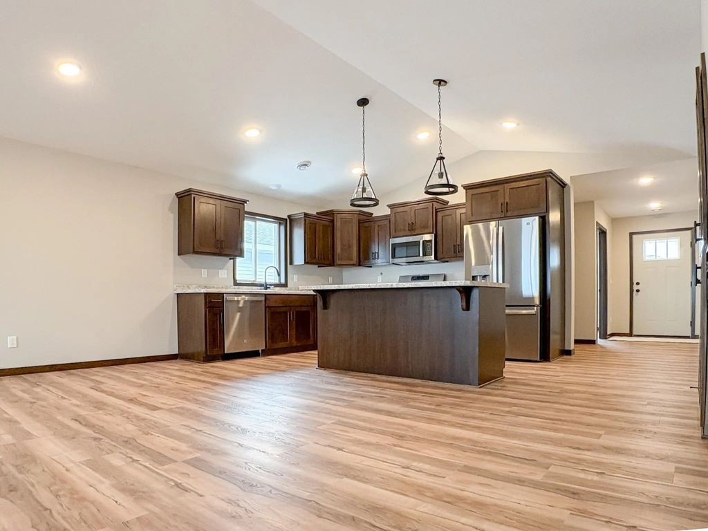 432 53rd Avenue Se, Saint Cloud