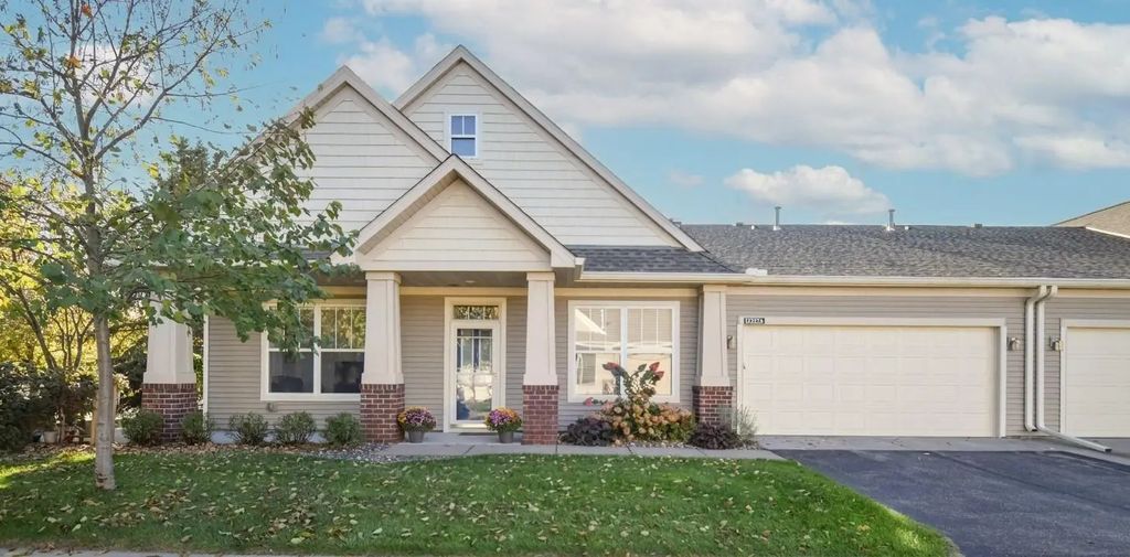 12322 Yancy Circle Ne A, Blaine