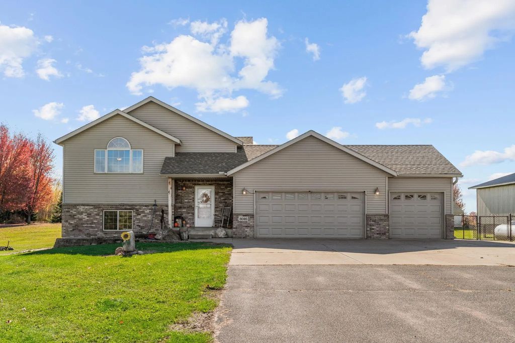 8046 Country View Drive, Pine City