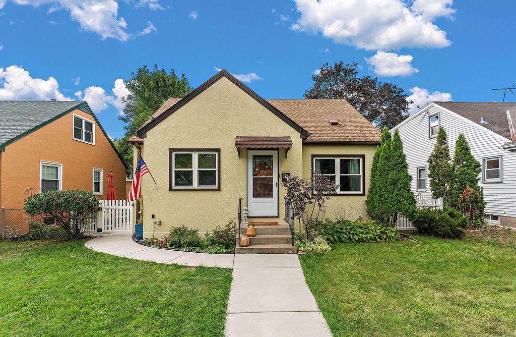 828 3rd Avenue S, South Saint Paul