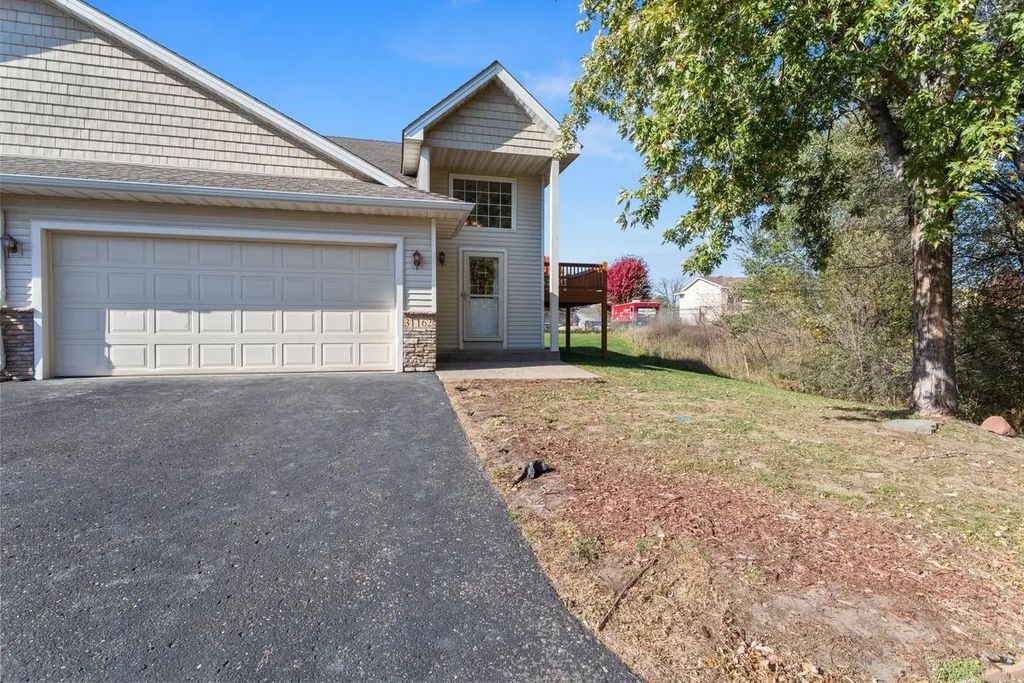 31162 Sunrise Trail, Stacy