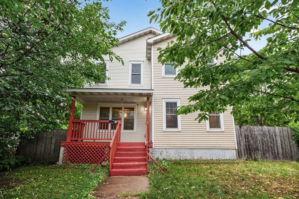 2321 Lyndale Avenue N, Minneapolis