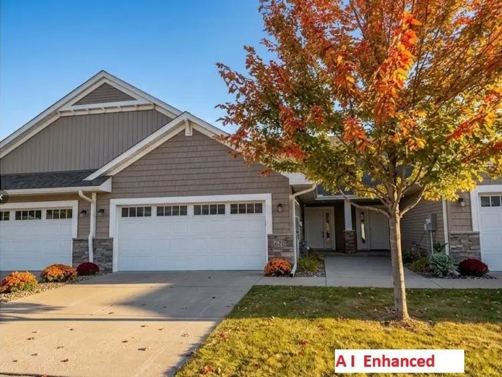 620 Liberty Way, Vadnais Heights