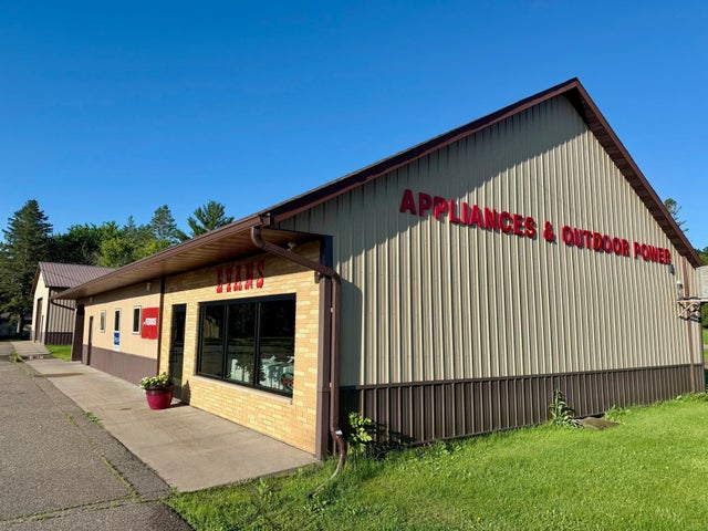 600 Superior Avenue, Randall