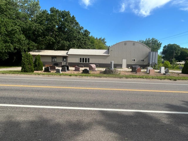 711 E Main Street, Melrose