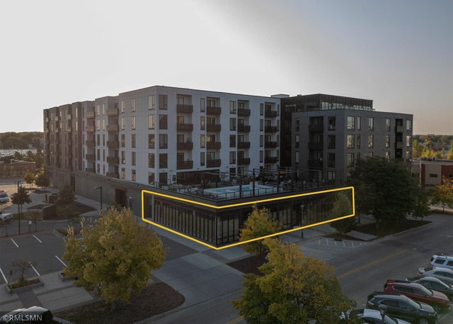 425 Broadway Avenue S, Rochester