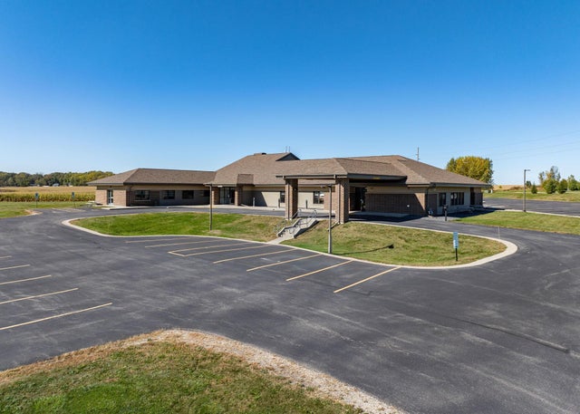 1004 N Loeffler Avenue, Caledonia