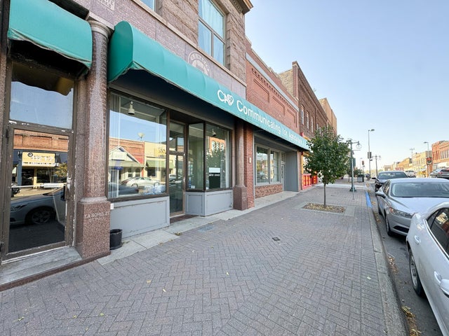 110 - 112 E Lincoln Avenue, Fergus Falls