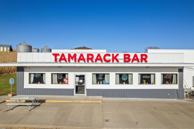 W24592 Holcomb Coulee Road, Arcadia