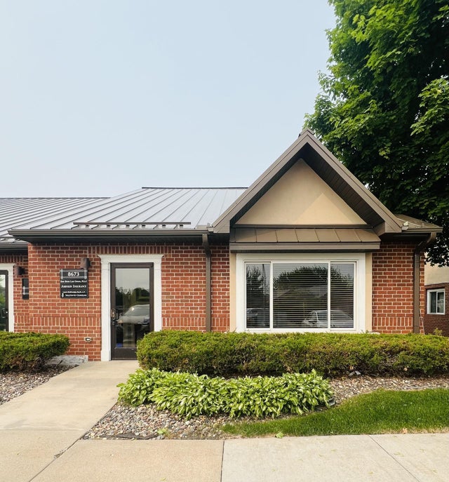 8673 Eagle Point Boulevard, Lake Elmo