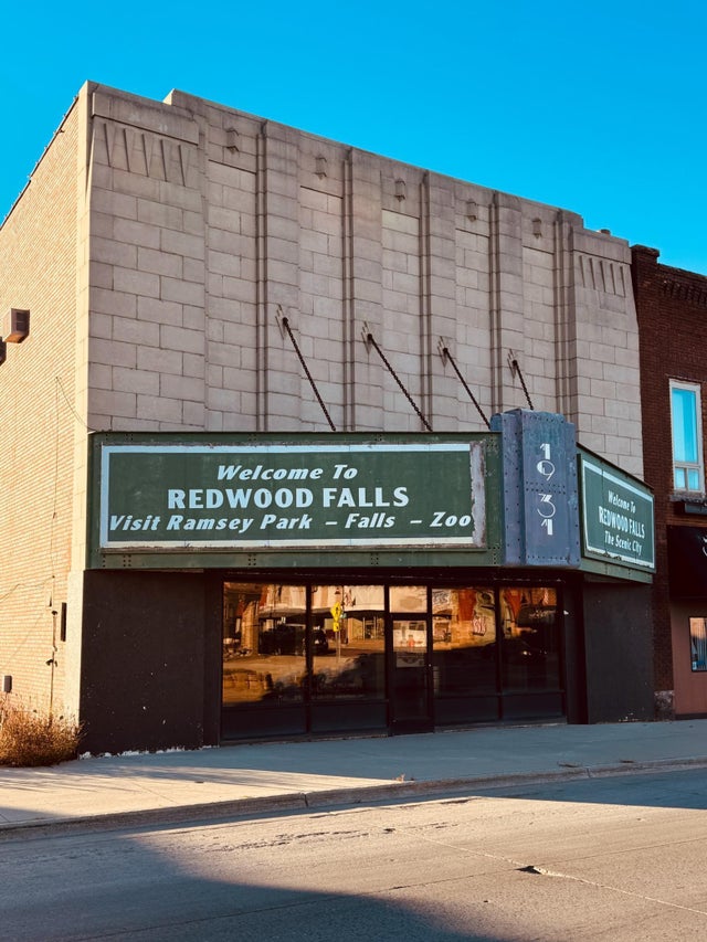 210/222 S Mill Street, Redwood Falls