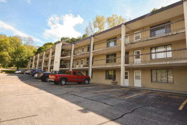 540 Northern Hills Drive Ne, Rochester