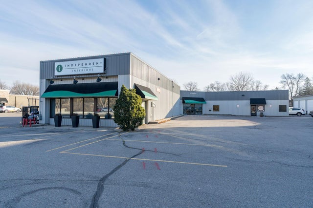219 S Victory Drive, Mankato